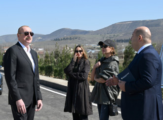 Prezident İlham Əliyev və Birinci xanım Mehriban Əliyeva Xocavənd kəndində görülmüş işlərlə tanış olublar