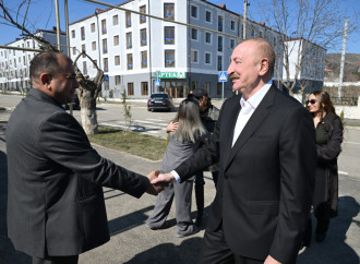 Prezident İlham Əliyev və Birinci xanım Mehriban Əliyeva Xocavənd şəhərində görülmüş işlərlə tanış olub, şəhər və kənd sakinləri ilə görüşüblər