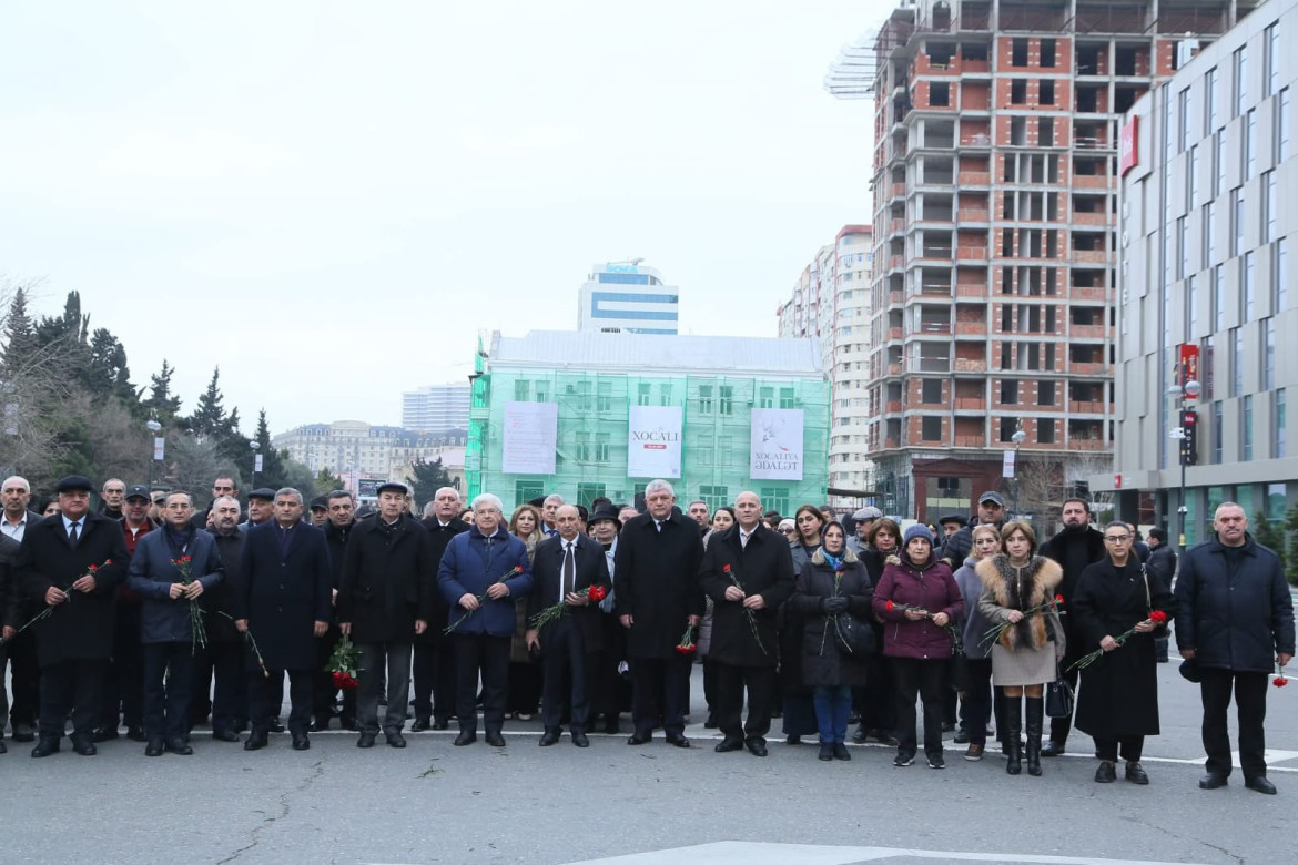Qərbi Azərbaycan İcması Xocalı soyqırımı abidəsini ziyarət edib