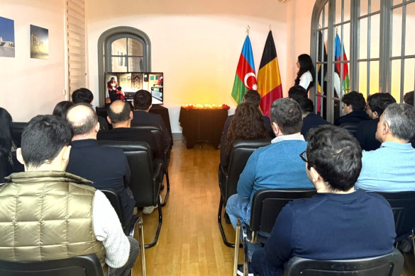 Brüsseldə Xocalı soyqırımı qurbanlarının xatirəsi anılıb