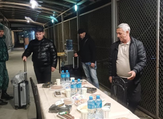 Azərbaycan vətəndaşlarının İrandan təxliyəsi davam edir