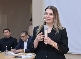 Elm və təhsil naziri yeni direktorlarla məktəb idarəetməsini müzakirə etdi