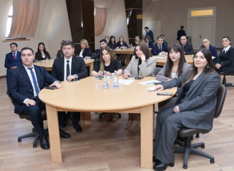 Elm və təhsil naziri yeni direktorlarla məktəb idarəetməsini müzakirə etdi