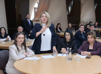 Elm və təhsil naziri yeni direktorlarla məktəb idarəetməsini müzakirə etdi