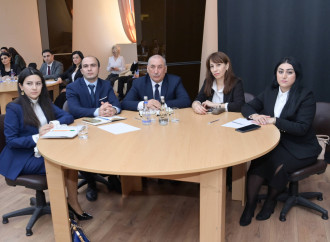 Elm və təhsil naziri yeni direktorlarla məktəb idarəetməsini müzakirə etdi