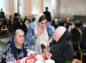 Heydər Əliyev Fondunun vitse-prezidenti Leyla Əliyeva şəhid ailələri ilə birlikdə iftar süfrəsində iştirak edib