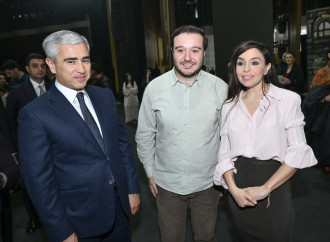 Leyla Əliyeva Heydər Əliyev Sarayında “Yalnız mədəniyyət” adlı musiqili tamaşada iştirak edib