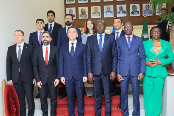 Azərbaycan və Kot-d’İvuar XİN-ləri arasında ilk siyasi məsləhətləşmələr olub