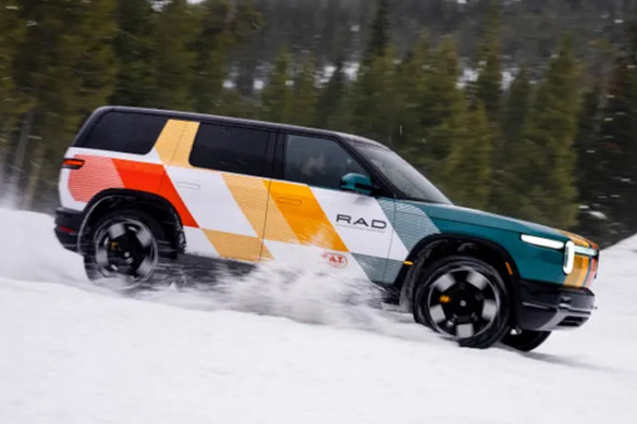 Elektromobil dünyasında yeni rəqabət: Rivian RAD nə vəd edir?