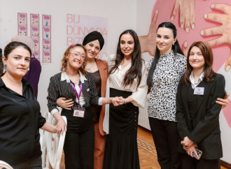 Leyla Əliyeva, Arzu Əliyeva və Alena Əliyeva “Yaşama Dəstək” Mərkəzində olublar