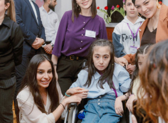 Leyla Əliyeva, Arzu Əliyeva və Alena Əliyeva “Yaşama Dəstək” Mərkəzində olublar