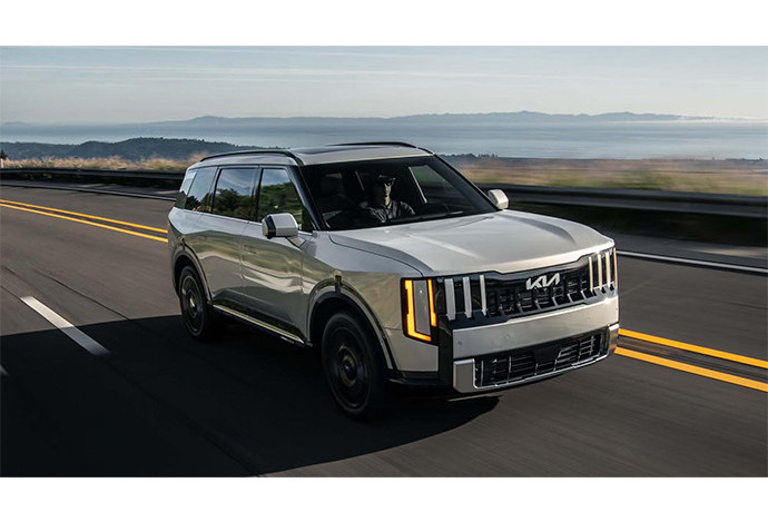 2027-ci il model Kia Telluride Hybrid yeni model sırasının ən diqqətçəkən avtomobilidir