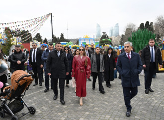 Alena Əliyeva Novruz yarmarkasını ziyarət edib