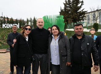 Prezident İlham Əliyev və Birinci xanım Mehriban Əliyeva Xanooba kənd sakinləri ilə səmimi söhbət etdi