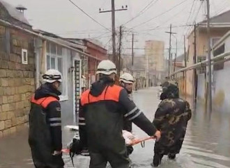 Bakıda intensiv yağışlarla əlaqədar 84 nəfər təxliyə edilib - FHN