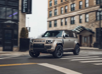 Land Rover Defender Octa sınaqdan keçirildi (FOTO)