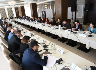“Sülh Körpüsü” təşəbbüsü çərçivəsində Azərbaycan və Ermənistan vətəndaş cəmiyyətlərinin nümayəndələrinin iştirakı ilə Hikmət Hacıyevlə görüş baş tutub