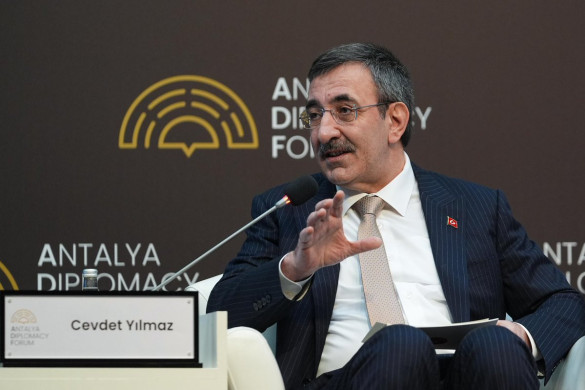 Qlobal sistemdə islahatlar aparmaq və praktiki regional əməkdaşlığın inkişafı üzərində işləmək lazımdır - Cevdet Yılmaz