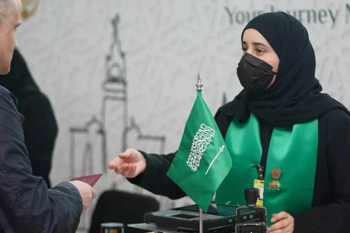 «Məkkə yolu»... Müqəddəs məkanlara gedən yolu qısaldan Səudiyyə modeli