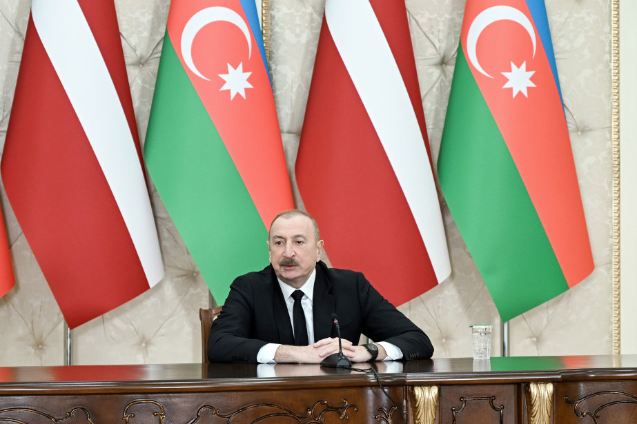 Prezident İlham Əliyev: Əminəm ki, Latviya Prezidentinin bu səfəri ikitərəfli imkanlar üçün yaxşı fürsətlər yaradacaq
