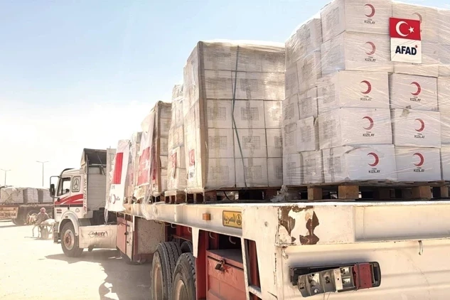 Türkiyə Livana 730 ton humanitar yardım göndərib