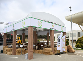 Prezident İlham Əliyev və Birinci xanım Mehriban Əliyeva 19-cu “Caspian Agro Week” və 31-ci “InterFood Azerbaijan” sərgiləri ilə tanış olublar