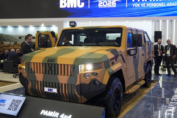 “PAMİR 4x4”ü ilk dəfə SAHA 2026-da təqdim edildi