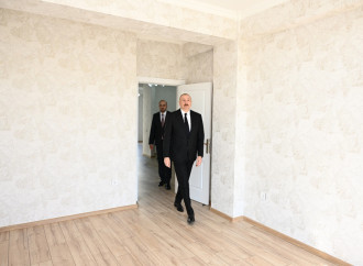 Prezident İlham Əliyev Zəngilan şəhərində inşa olunmuş ilk yaşayış kompleksinin açılışında iştirak edib