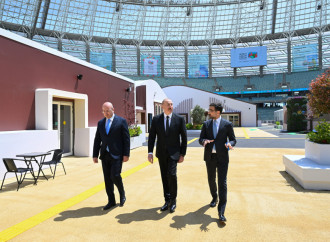 Prezident İlham Əliyev Bakı Olimpiya Stadionunun ərazisində WUF13 ilə bağlı görülən işlərlə tanış olub