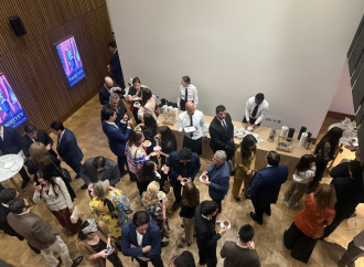 Bakı Media Mərkəzinin rəhbəri Arzu Əliyeva Londonda “Tağıyev: Neft” bədii filminin təqdimatında iştirak edib