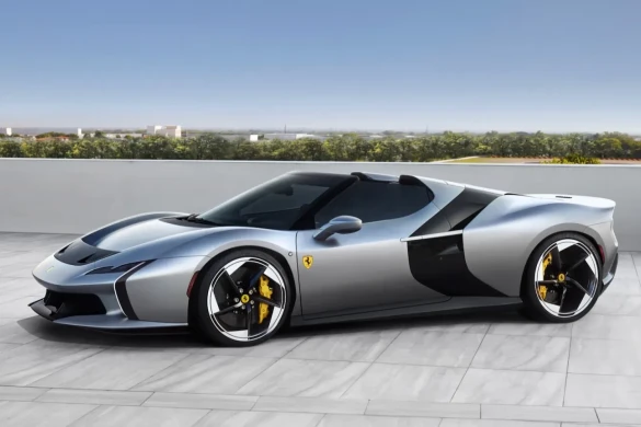 Yeni Ferrari HC25 rəsmən təqdim olundu (FOTO)
