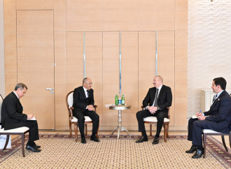 Prezident İlham Əliyev Türkmənistanın Arkadağ şəhərinin Tikinti üzrə Dövlət Komitəsinin sədrini qəbul edib