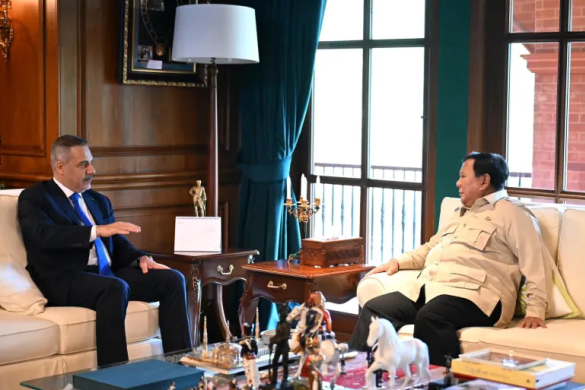 Hakan Fidan İndoneziya prezidenti ilə görüşüb