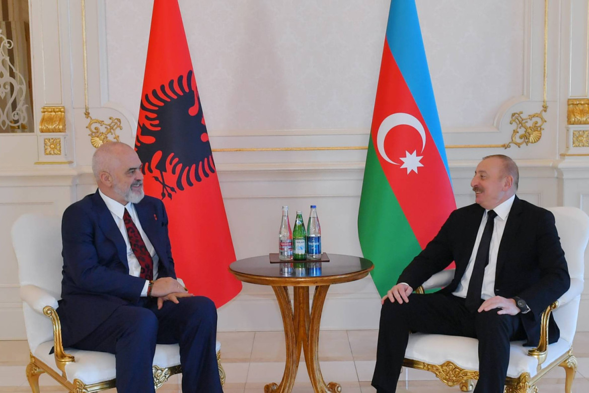 Edi Rama Prezident İlham Əliyevə məktub göndərib