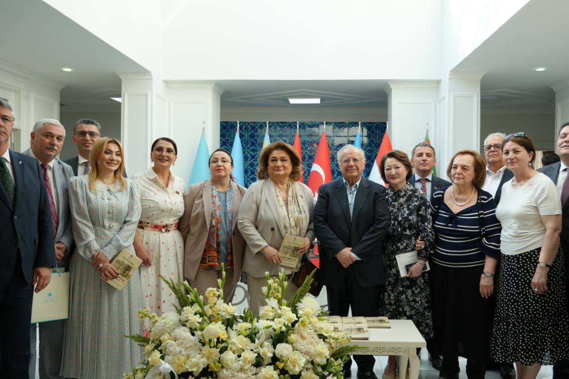 Türk Mədəniyyəti və İrsi Fondunda professor Həsən Həsənovun “Macar-Azərbaycan ortaq etnik kökləri” kitabının təqdimatı keçirilib