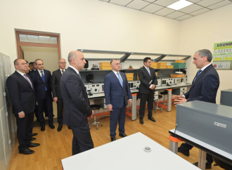 Emin Əmrullayev və Teymur Musayev Qarabağ Universitetinin klinikasında olublar