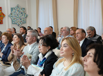 Türk Mədəniyyəti və İrsi Fondunda professor Həsən Həsənovun “Macar-Azərbaycan ortaq etnik kökləri” kitabının təqdimatı keçirilib