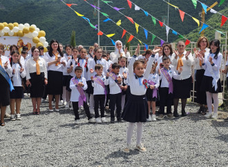 Elm və təhsil naziri azad Kəlbəcərin ilk məzununun "Son zəng" tədbirində iştirak edib