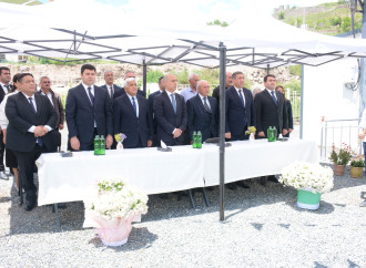Elm və təhsil naziri azad Kəlbəcərin ilk məzununun "Son zəng" tədbirində iştirak edib