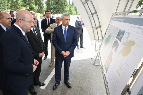 Əlaqələndirmə Qərargahının iclasının iştirakçıları Ağdərə şəhərinin Baş planı ilə tanış olublar