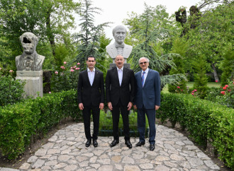 Azərbaycan Prezidenti İlham Əliyev və Türkmənistan Prezidenti Sərdar Berdiməhəmmədov Şuşada Bülbülün ev-muzeyində olublar