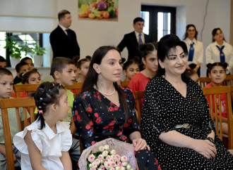 Heydər Əliyev Fondunun vitse-prezidenti Leyla Əliyeva Şəkidə Uşaq evi sosial xidmət müəssisəsinin sakinləri ilə görüşüb