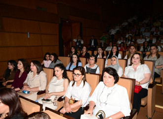Heydər Əliyev Fondunun vitse-prezidenti Leyla Əliyeva “Onlardan biri: Emil” adlı anım tədbirində iştirak edib