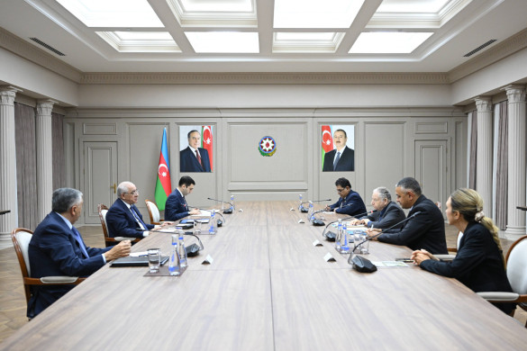 Əli Əsədov BMT Baş katibinin xüsusi elçisi ilə görüşüb