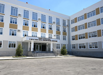 Leyla Əliyeva Yevlaxda məktəb binasının açılışında iştirak edib