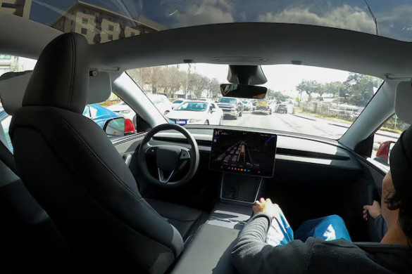 "Tesla" robotaksi xidmətini Mayamidə istifadəyə verib