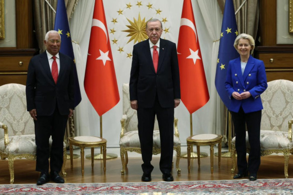 Ərdoğan Avropa liderlərinə odlu silah hədiyyə etdi
