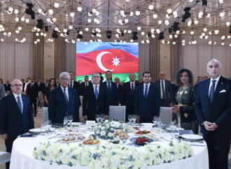 Azərbaycanda diplomatik xidmət əməkdaşlarının peşə bayramı münasibətilə rəsmi qəbul keçirilib