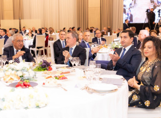 Azərbaycanda diplomatik xidmət əməkdaşlarının peşə bayramı münasibətilə rəsmi qəbul keçirilib