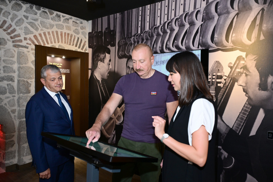 Prezident İlham Əliyev Şuşada “Sadıqcanın evi”nin bərpadan sonra açılışında iştirak edib